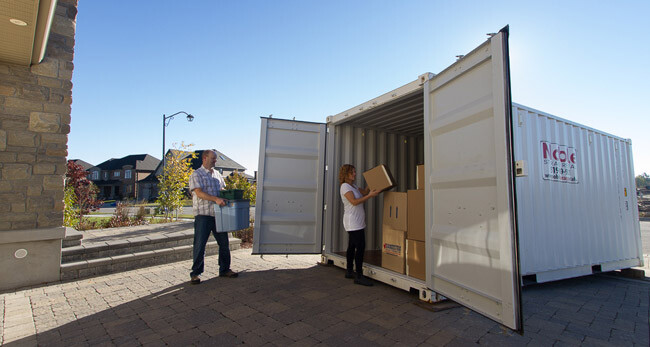 Self Storage - Container Space